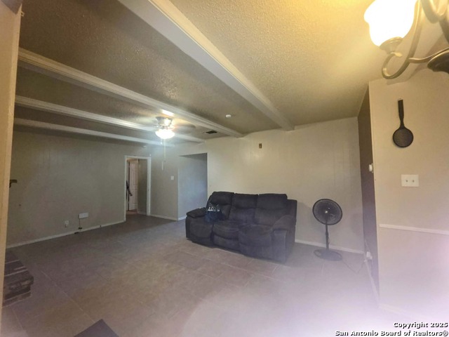 Image 10 of 18 For 6023 Farragut