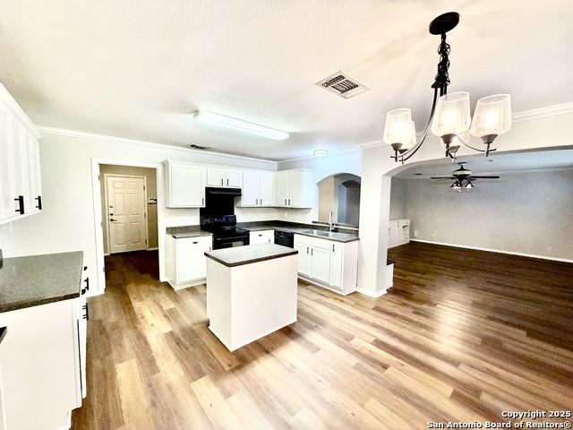 Image 14 of 49 For 13107 Camino Carlos