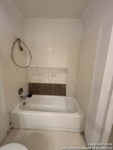 Image 17 of 20 For 3918 Chimney Springs