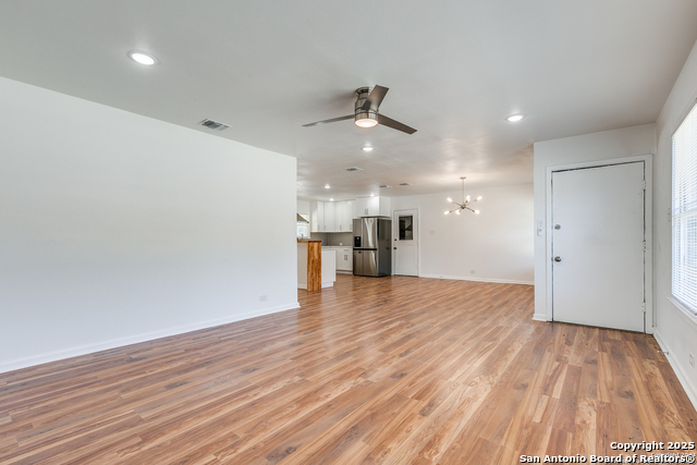 Image 13 of 21 For 150 Windsor Dr