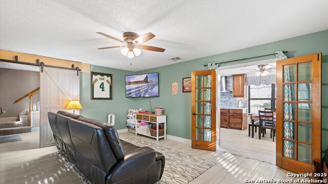 Image 14 of 40 For 501 Rudeloff