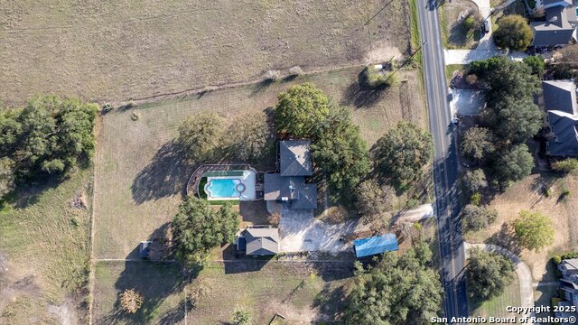 Image 36 of 40 For 501 Rudeloff