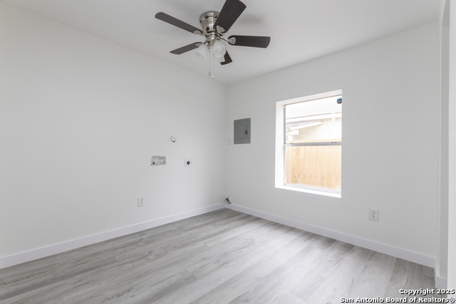 Image 14 of 18 For 125 Forrest Ave