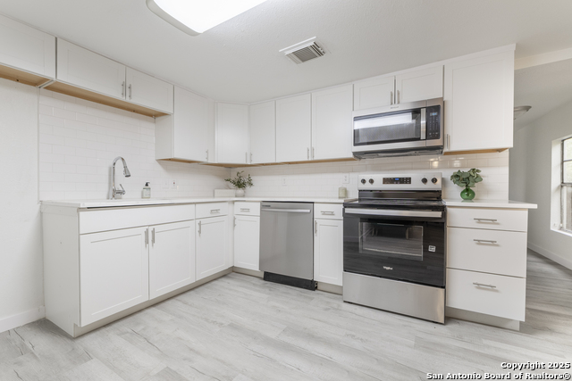 Image 8 of 18 For 125 Forrest Ave