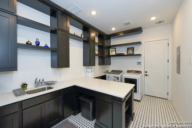 Image 18 of 23 For 26643 White Eagle