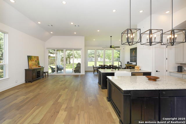 Image 4 of 23 For 26643 White Eagle