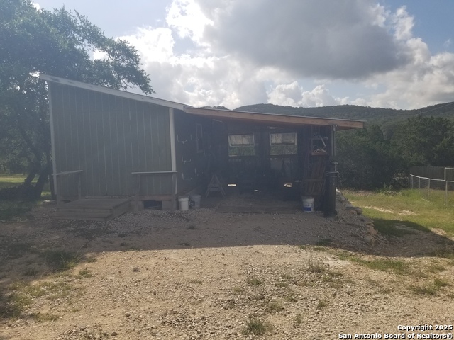 Image 21 of 51 For 177 Laurel Ridge