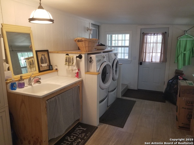 Image 47 of 51 For 177 Laurel Ridge