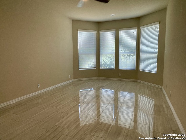 Listing photo id 20 for 1026 Faith Ranch