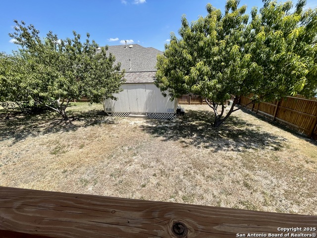 Listing photo id 37 for 1026 Faith Ranch