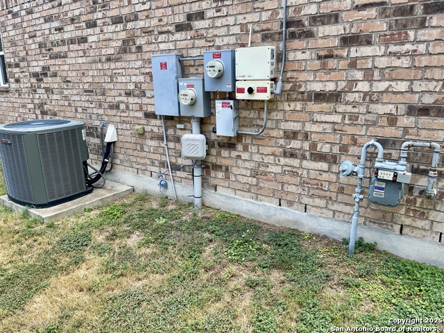 Listing photo id 51 for 1026 Faith Ranch