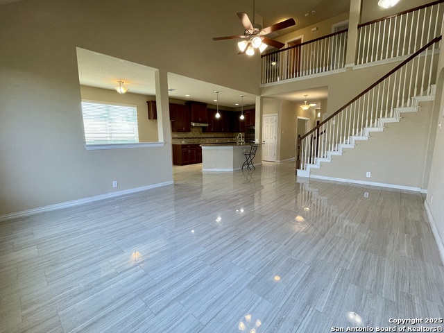 Listing photo id 4 for 1026 Faith Ranch