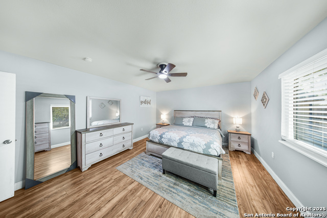 Image 19 of 25 For 8216 Alton