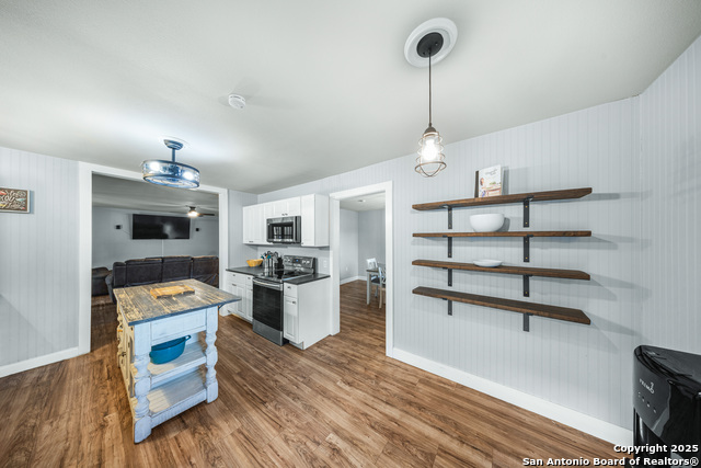 Image 5 of 25 For 8216 Alton