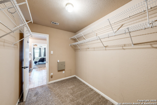 Image 19 of 21 For 815 Midway