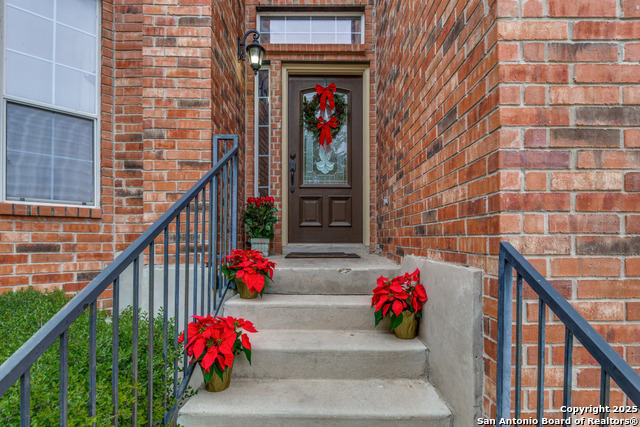 Image 2 of 21 For 815 Midway