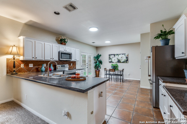 Image 8 of 21 For 815 Midway