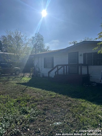 Image 2 of 17 For 5134 Hillburn