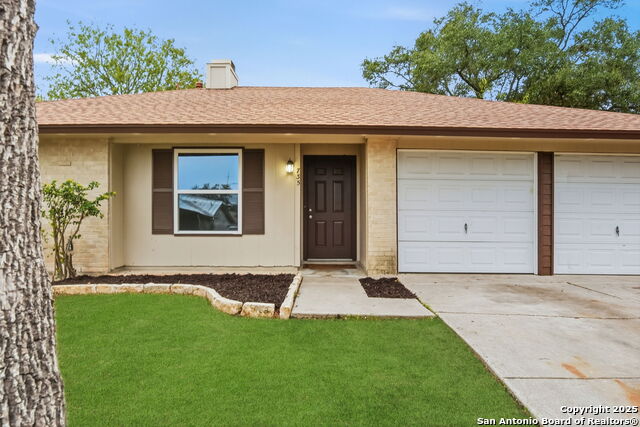 Image 2 of 43 For 735 Dana Dr