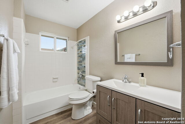 Image 27 of 43 For 735 Dana Dr