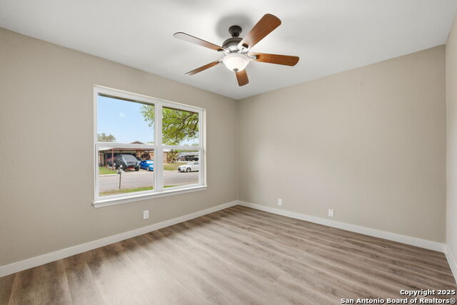 Image 33 of 43 For 735 Dana Dr