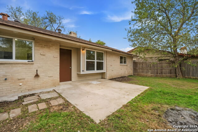 Image 39 of 43 For 735 Dana Dr