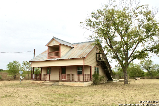 Listing photo id 0 for 000 Fm 462 S