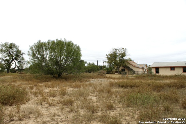 Listing photo id 26 for 000 Fm 462 S