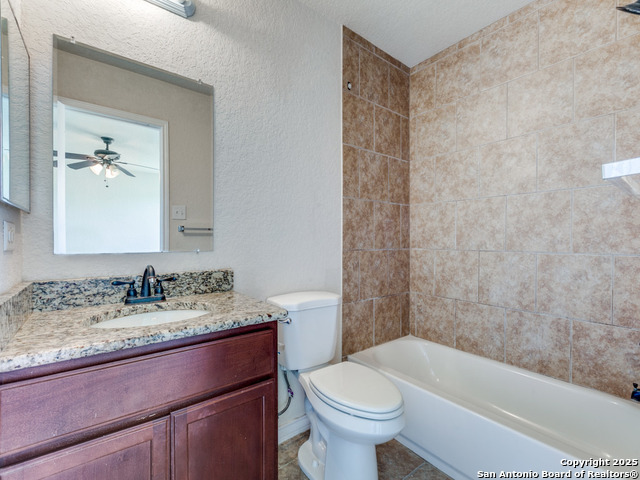 Image 8 of 12 For 4921 Appleseed Ct