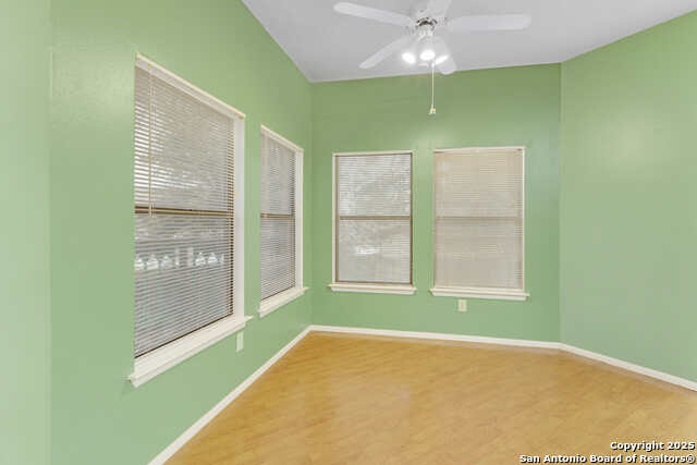 Image 14 of 49 For 13395 Galicia