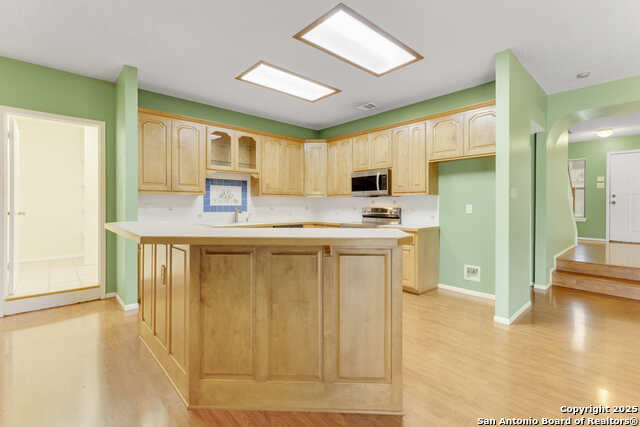 Image 15 of 49 For 13395 Galicia