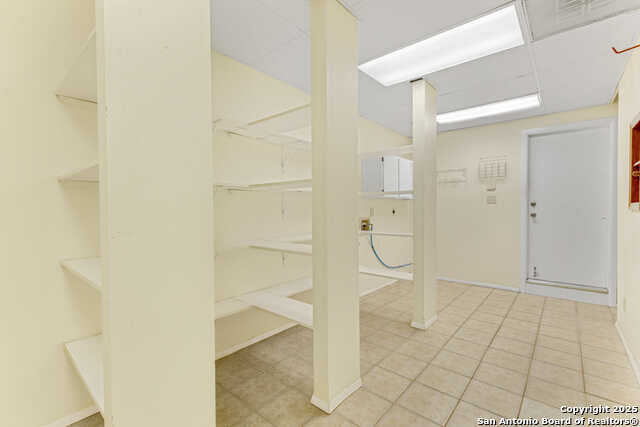 Image 20 of 49 For 13395 Galicia