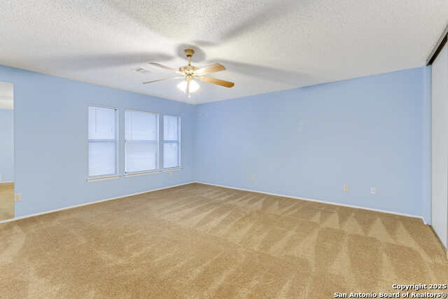 Image 34 of 49 For 13395 Galicia