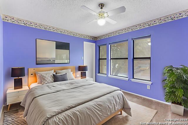 Image 38 of 49 For 13395 Galicia