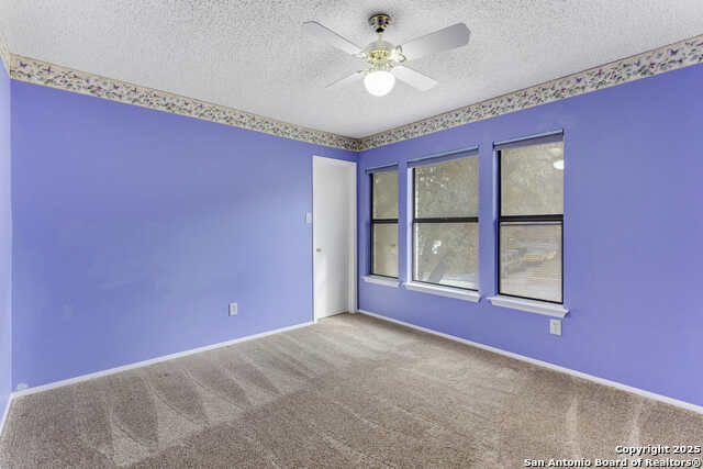 Image 39 of 49 For 13395 Galicia