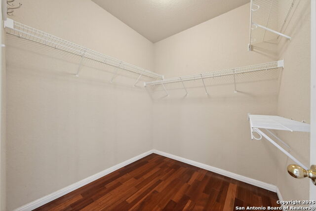 Listing photo id 25 for 22711 San Saba Blf