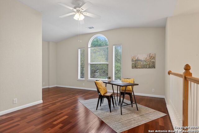 Listing photo id 31 for 22711 San Saba Blf