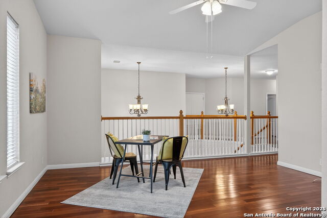 Listing photo id 32 for 22711 San Saba Blf