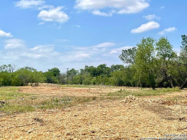 Image 6 of 13 For 117 Diamond