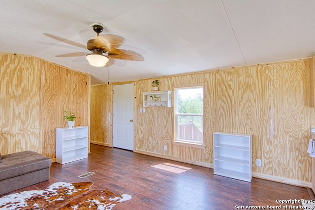 Image 10 of 46 For 18883 Lagloria