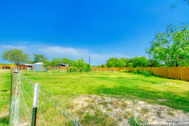 Image 28 of 46 For 18883 Lagloria