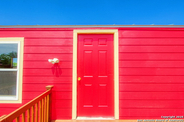 Image 6 of 46 For 18883 Lagloria