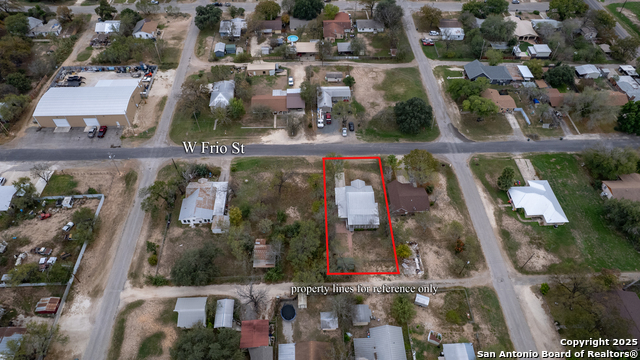 Image 32 of 35 For 214 Frio W