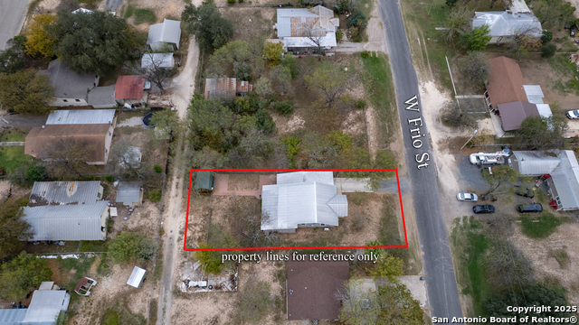 Image 5 of 35 For 214 Frio W