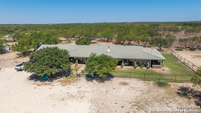 Listing photo id 0 for 2133 Lausen  