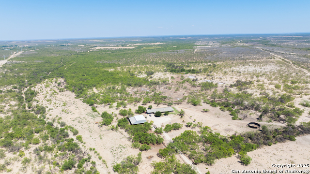 Listing photo id 20 for 2133 Lausen  