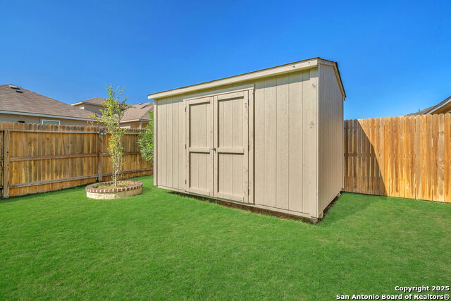 Image 33 of 36 For 105 Honors  