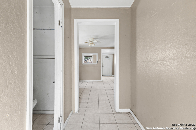 Image 16 of 24 For 508 Edmonds Ave E