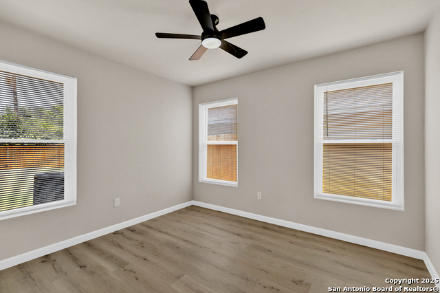 Image 16 of 22 For 227 Burwood