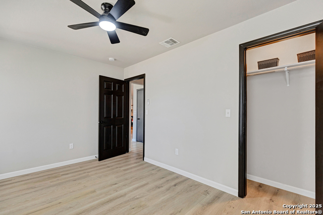 Image 18 of 22 For 227 Burwood